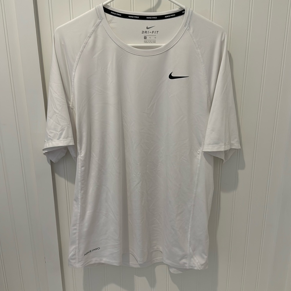 Men’s Nike Pro